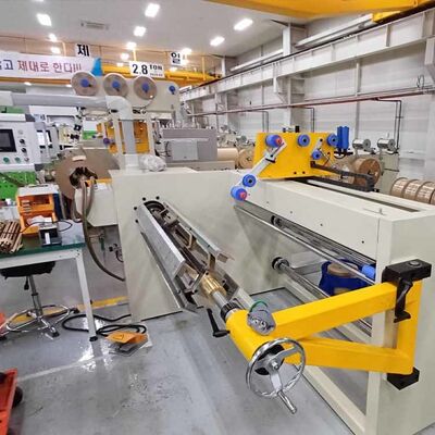 12 tháng bảo hành Máy cuộn dây cuộn dây CNC với màu tùy chọn để hình thành cuộn dây chính xác