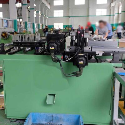 DHJ300 Máy cắt lõi tự động chạy bằng servo chính xác cao cho lõi lò phản ứng với tốc độ 180m/min và độ dày 0,23-0,35mm
