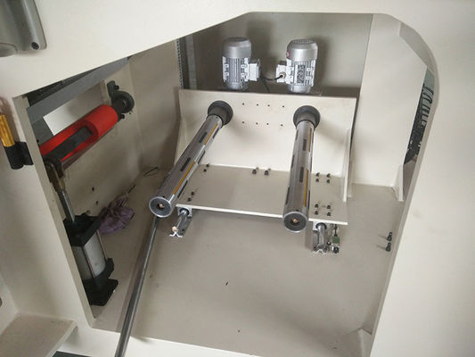 Hai động cơ servo lái lò phản ứng Máy cuộn lá đồng Hai mâm cặp Hàn TIG